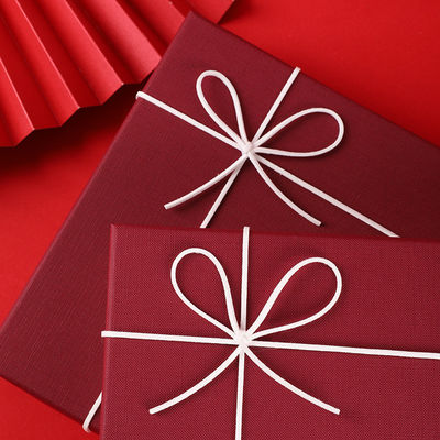 Bestellung auf Wunsch akzeptiert Luxusdeckel und Basisbox für T-Shirt Kleidung Geschenkverpackung