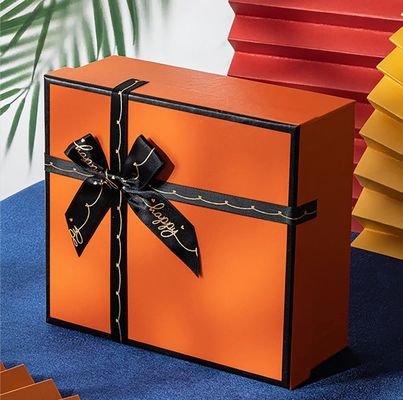 Luxuriöse rosa Magnetdeckel Kleidkarton mit Klappmagnetsiegel Geschenkbox