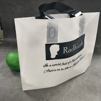 Trending Produkte Custom Logo Druck PE Plastik-Einkaufstasche mit Logo