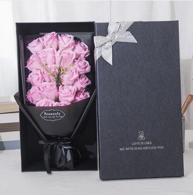 Besonderfarbige Verpackung Papier Geschenk für den Valentinstag exquisite Blumenverpackung
