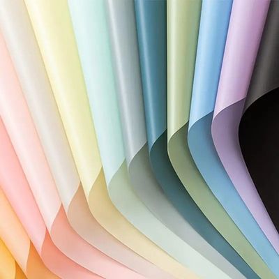 Custom Logo Verpackungsfilm Die wesentliche Komponente für Designer Blumenverpackung Papier