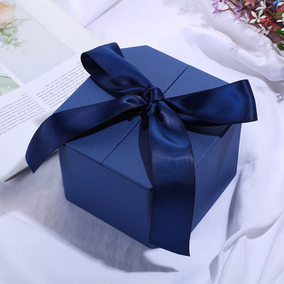 Custom Boutique Luxury Matt Schmuck Geschenkbox mit Magnetverschluss und schwarzem Band