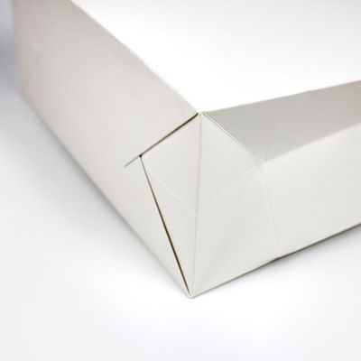 Luxuriöse Geschenktaschen Verpackung Einkaufstüte mit Kundenanforderung Dicke