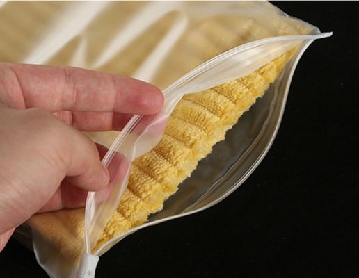 LDPE CPE/EVA/PVC Umweltschutzfreundlich Reißverschluss Kleidung Kunststoff Reißverschlussbeutel mit Lüftungsloch