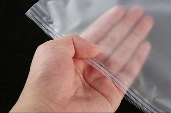 LDPE CPE/EVA/PVC Umweltschutzfreundlich Reißverschluss Kleidung Kunststoff Reißverschlussbeutel mit Lüftungsloch
