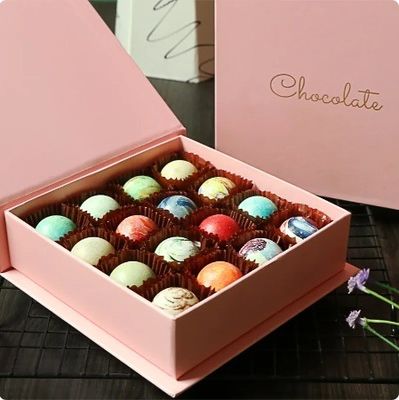 Passen Sie Valentinstagsgeschenke an Süßigkeiten Kleine Schokoladenbox mit Magnetverschluss