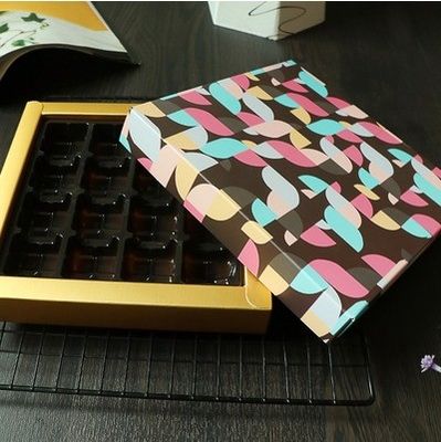 Passen Sie Valentinstagsgeschenke an Süßigkeiten Kleine Schokoladenbox mit Magnetverschluss